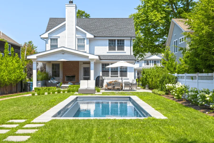 Inground pool - Puravida Custom Pools