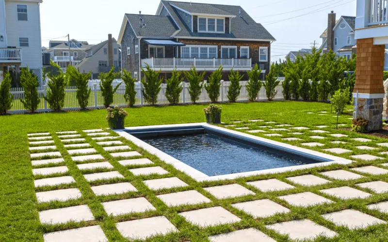 Inground pool - Puravida Custom Pools