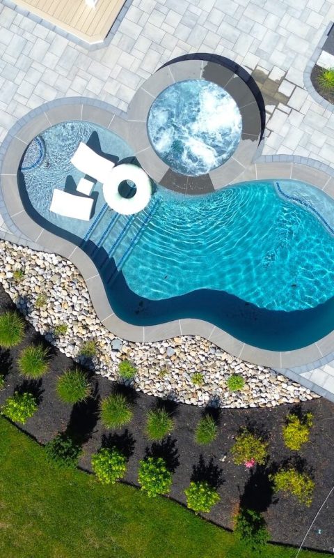 Puravida Custom Pools