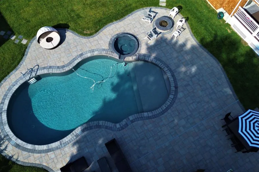 Freeform pool - Puravida Custom Pools