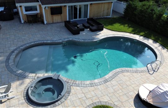 5 Must Know Swimming Pool Maintenace Tips