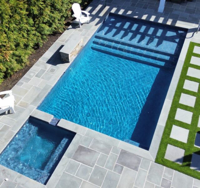 Puravida Custom Pools