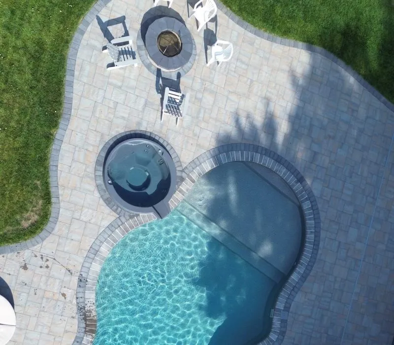 Freeform pool - Puravida Custom Pools