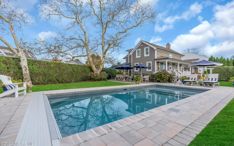 Inground pool - Puravida Custom Pools