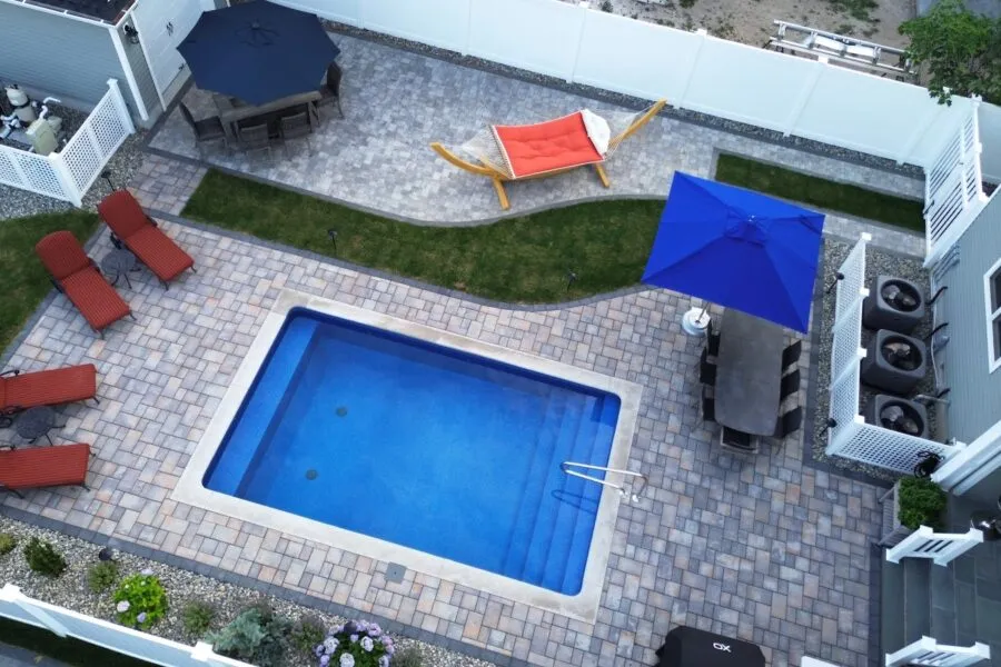 Vinyl liner pool - Puravida Custom Pools