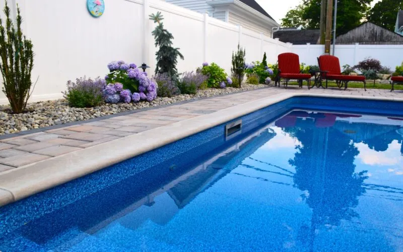 Vinyl liner pool - Puravida Custom Pools